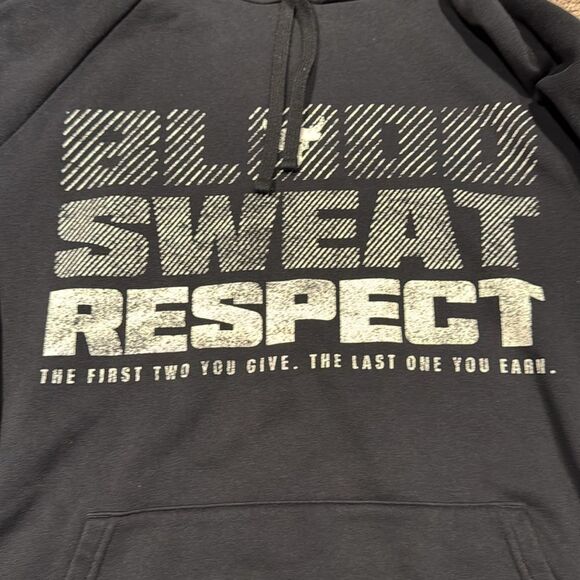 Under Armour XXL Like New! PROJECT ROCK HOODIE - Picture 2 of 4